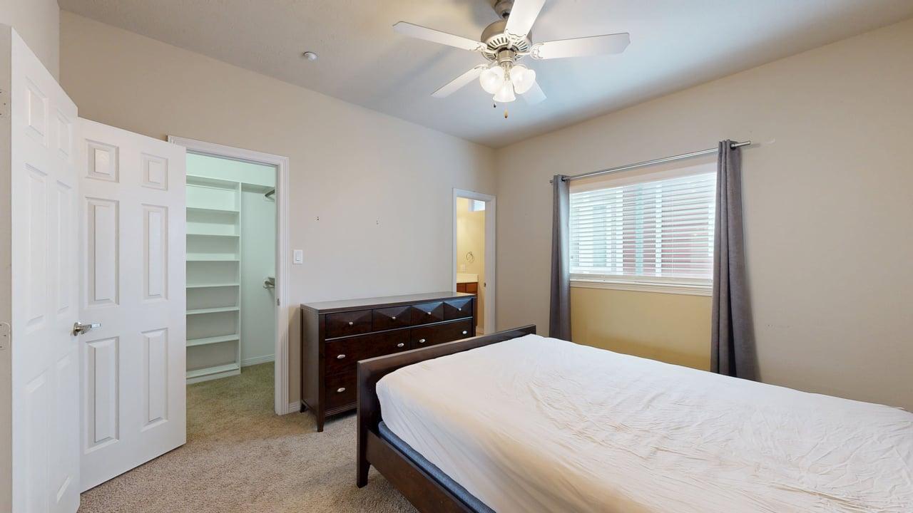 1198JB2811 property image