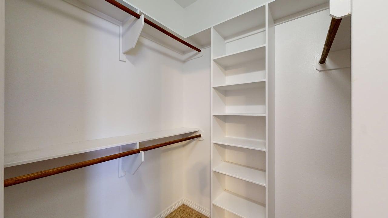 1198JB2811 property image