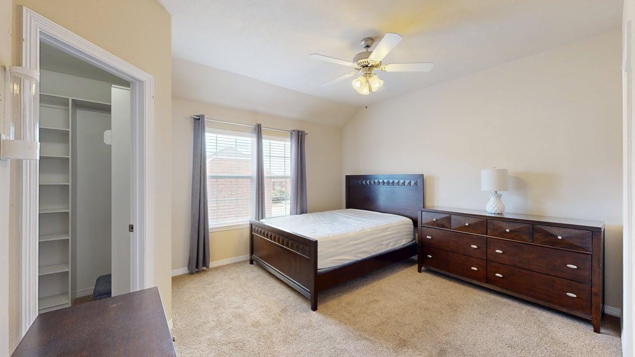 1198JB2811 property image