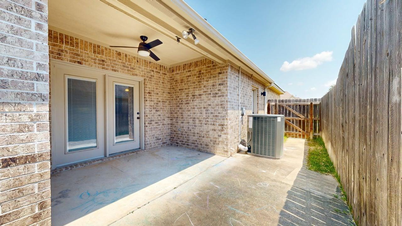 3900 Latinne Ln property image
