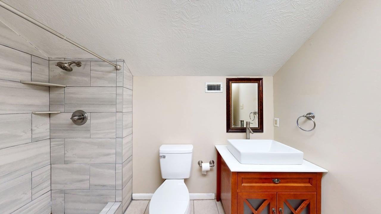 1002 Hardwood Lane property image