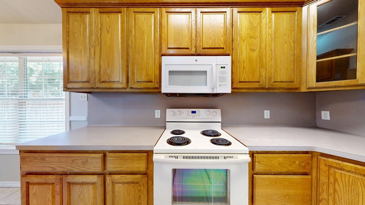 235 Stuttgart property image