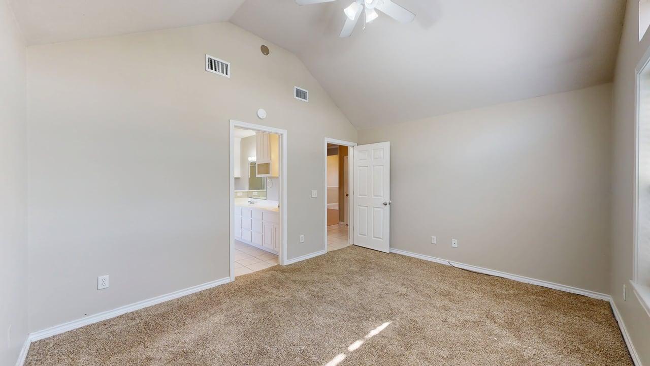 235 Stuttgart property image