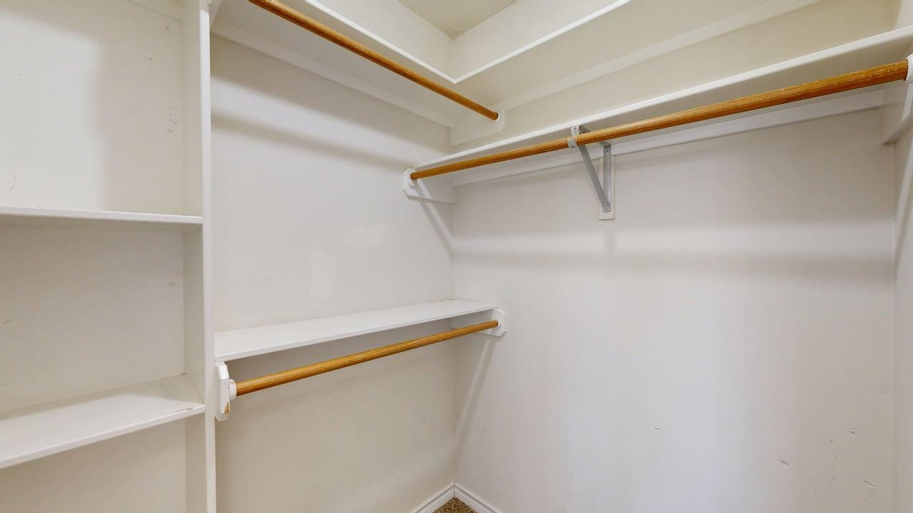 235 Stuttgart property image