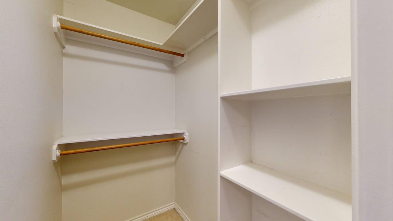 235 Stuttgart property image