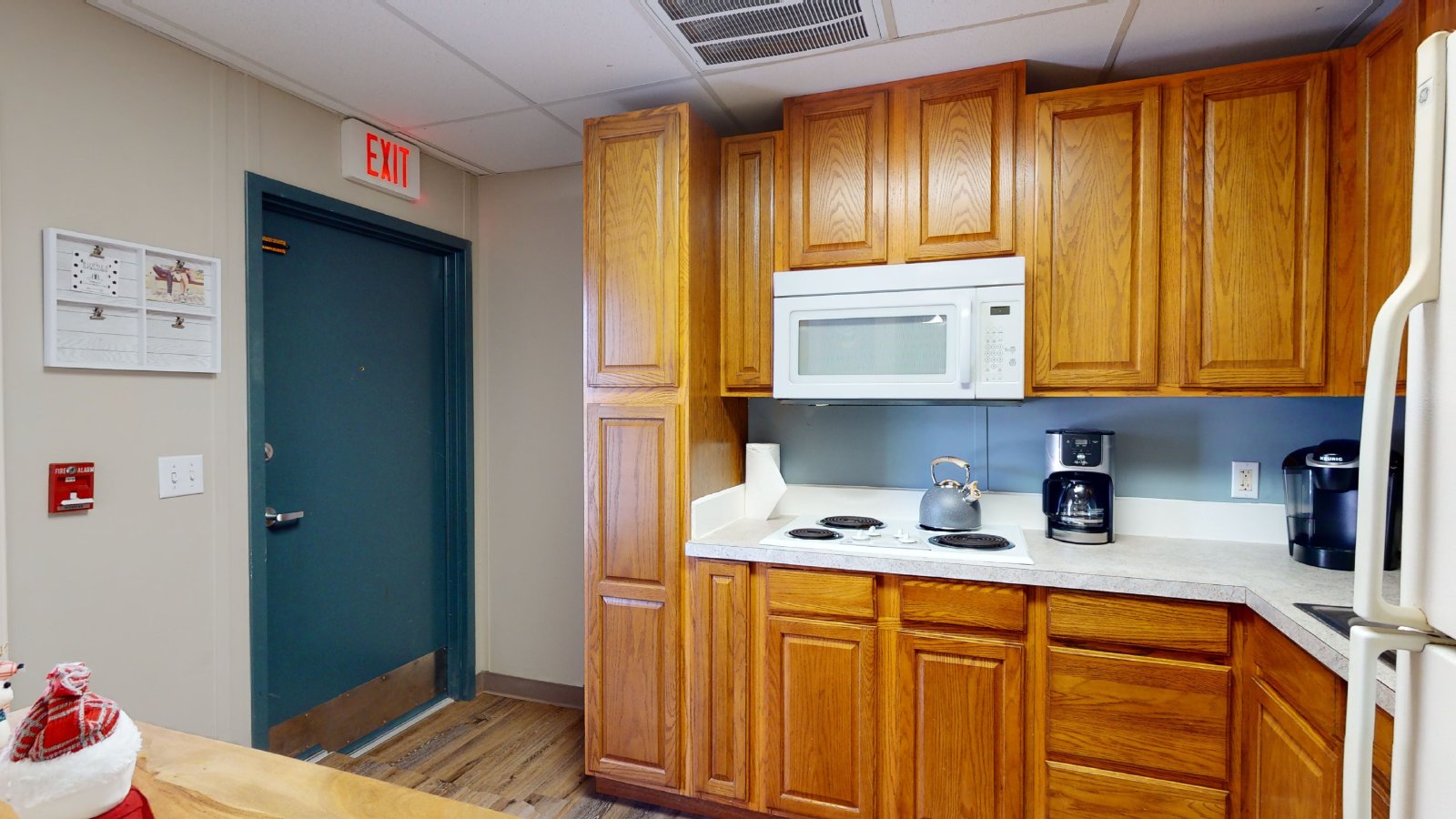 5585 Straub 102 property image