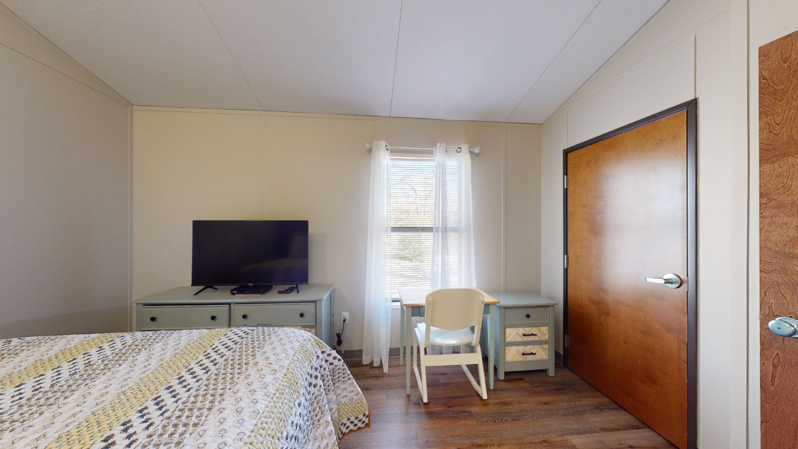 5585 Straub 102 property image