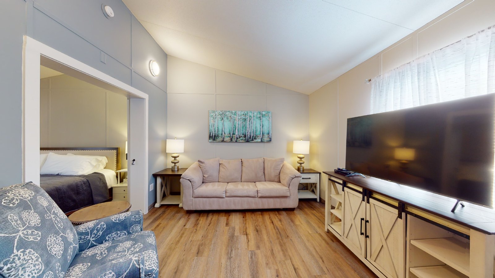 5585 Straub 102 property image