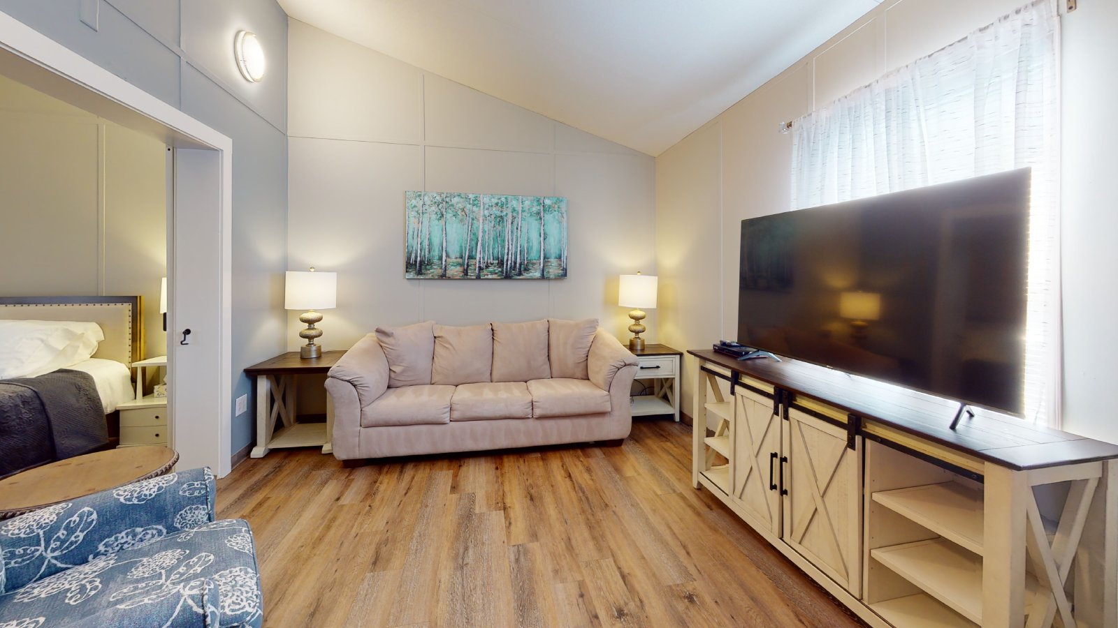 5585 Straub 102 property image