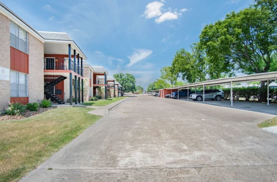 Unit 18 property image