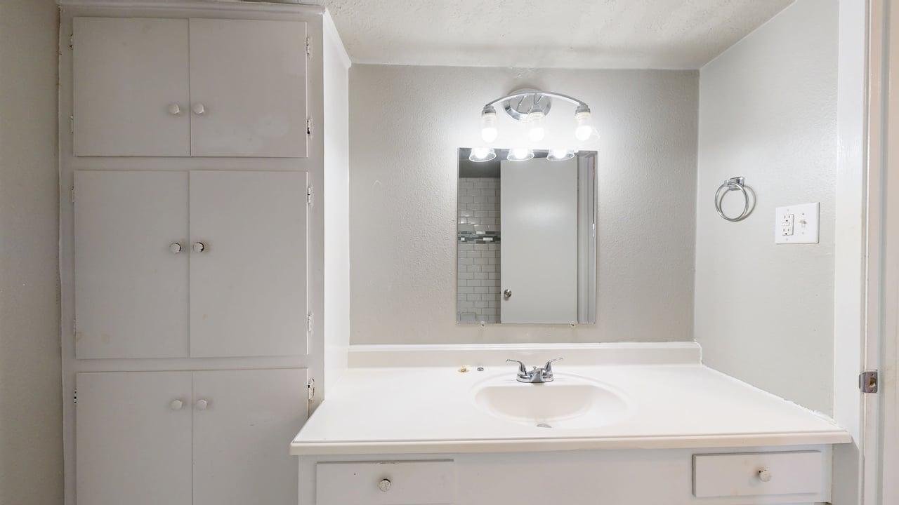 Unit 18 property image