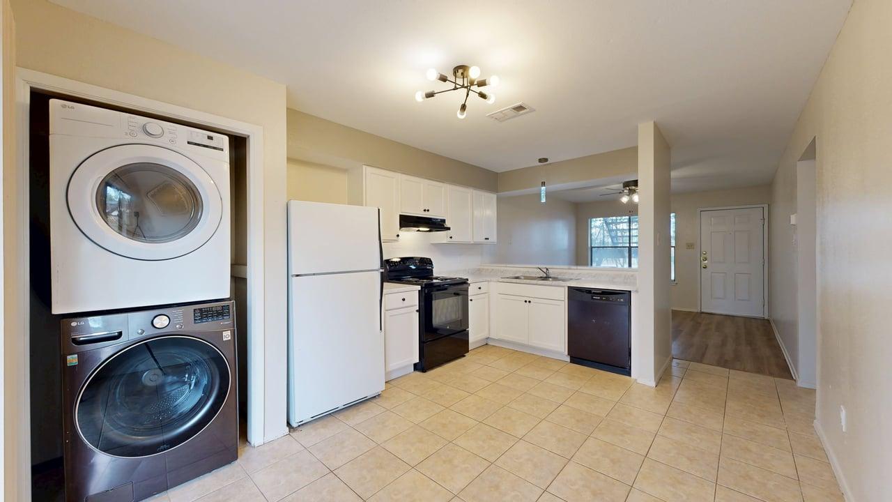 301 Manuel Unit A property image