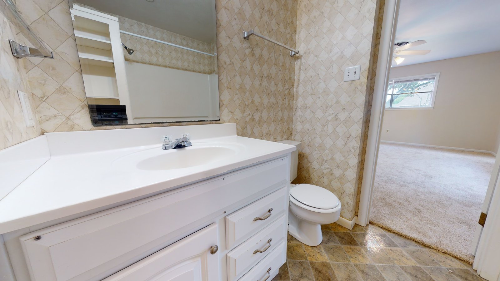 1207 Lawyer property image