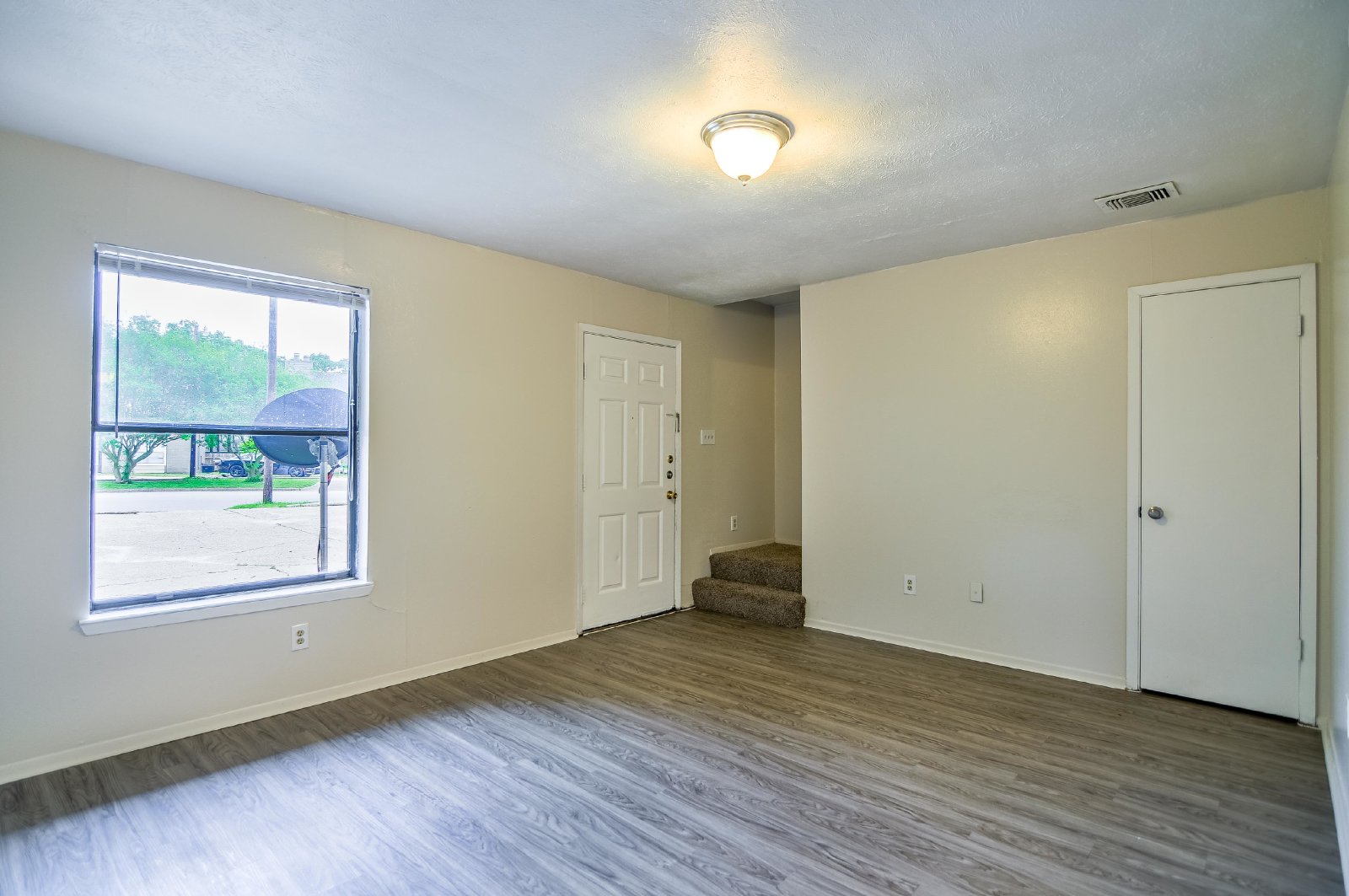 1002 Verde Dr. A property image