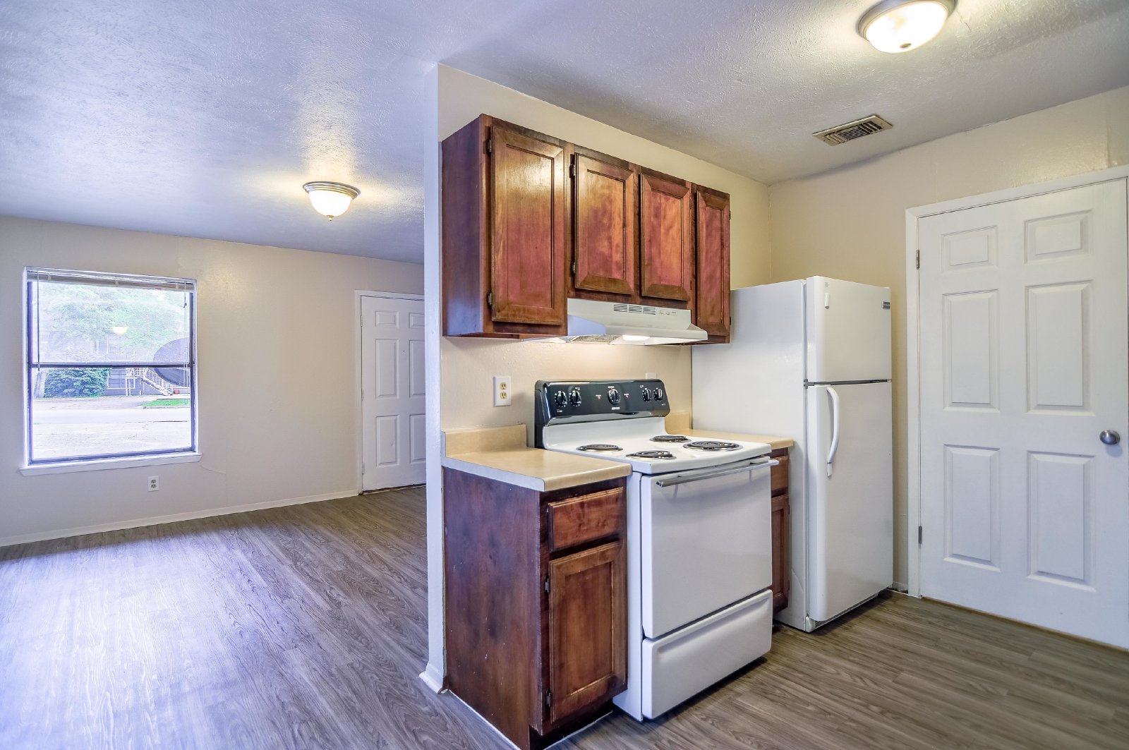 1002 Verde Dr. A property image