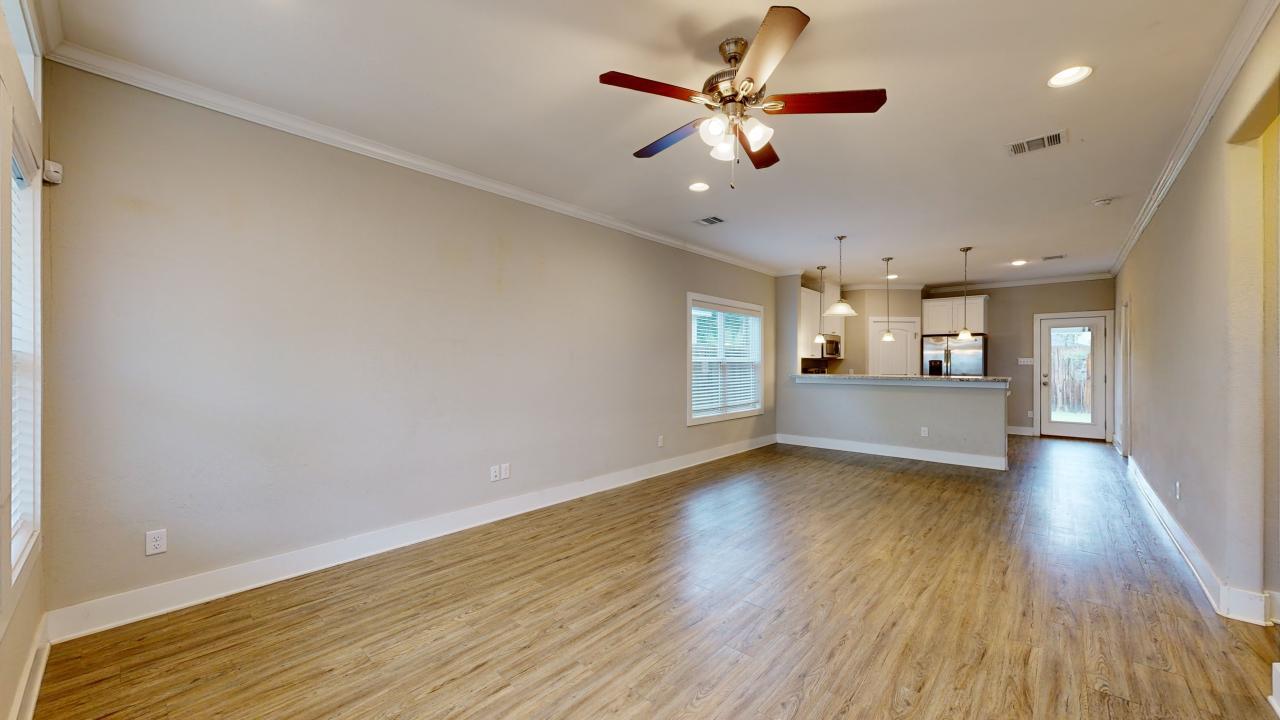 1412 Holleman property image