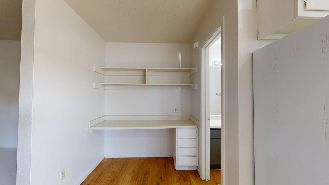 725 Peppertree Dr Apt 9 property image