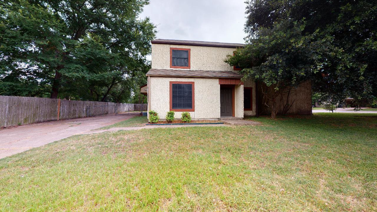 1326 Airline property image