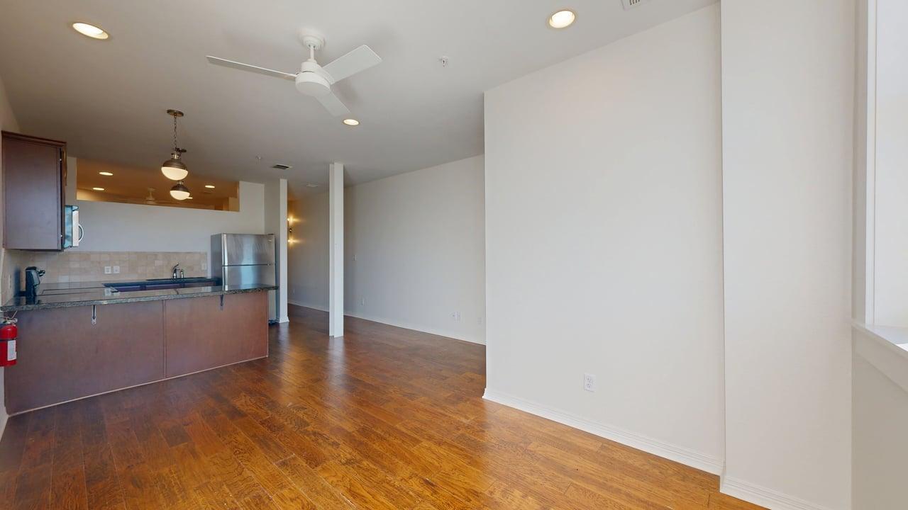 206 N Main 123 property image