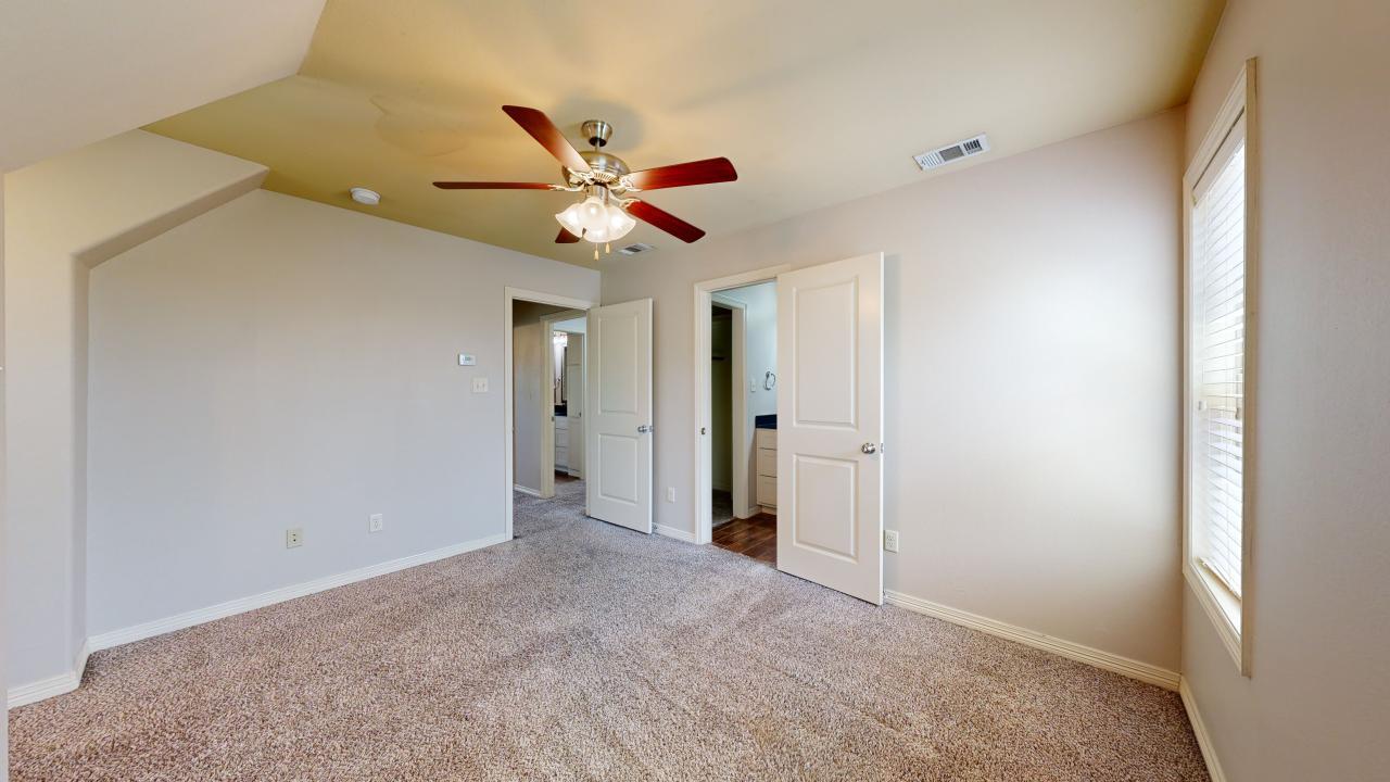 102 Richards property image