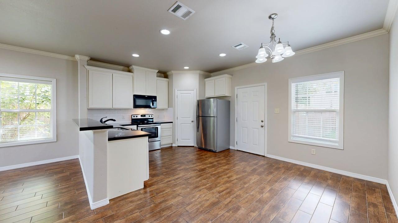 108 Richards Street property image