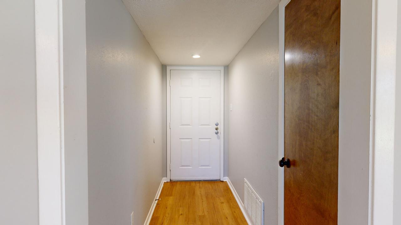 1108 Forest Glenn Court property image