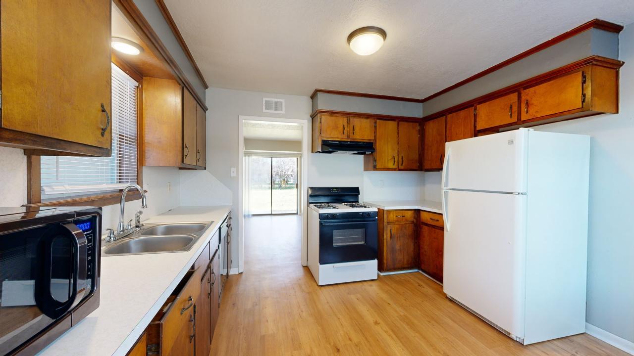 1108 Forest Glenn Court property image