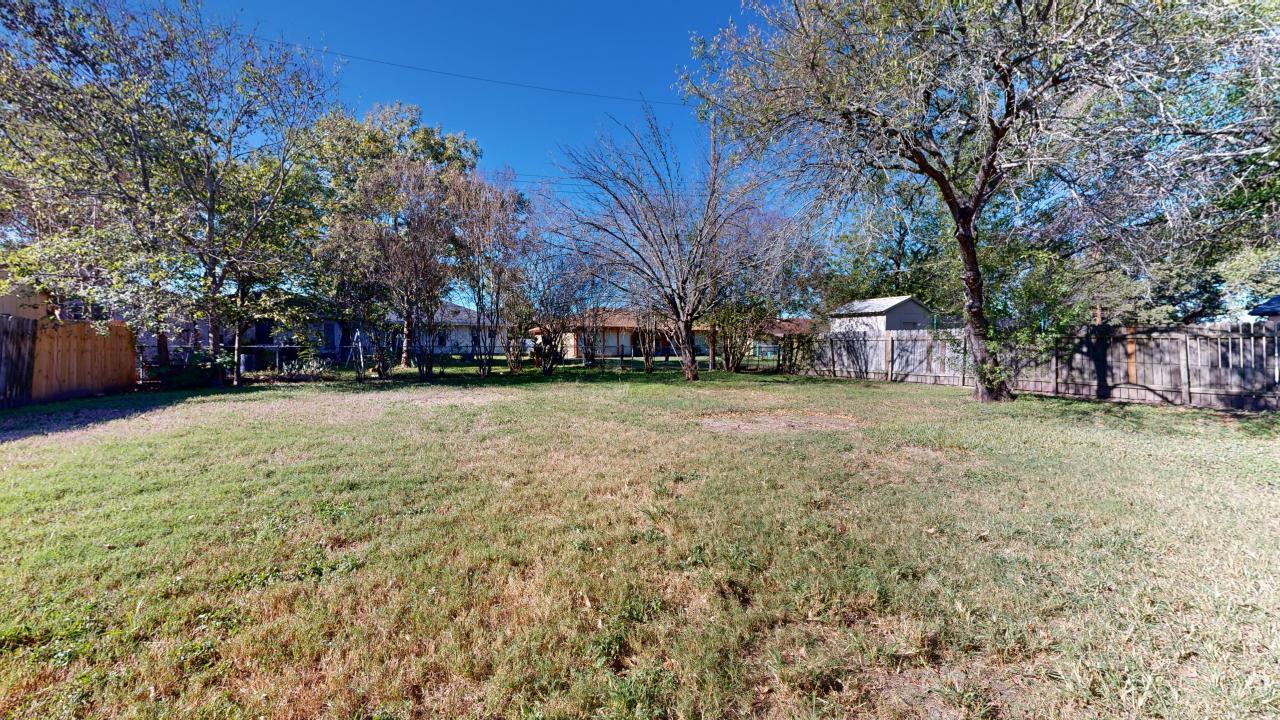 1108 Forest Glenn Court property image