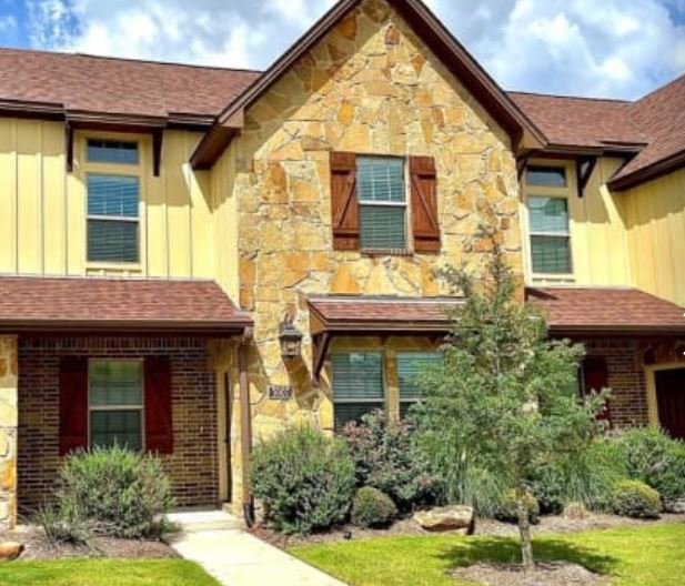 July Move In! 2 bedrooms left! property image