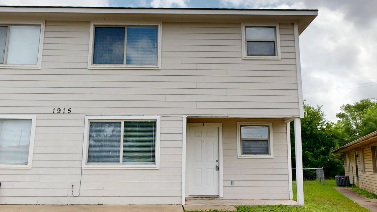 1915 Pine Tree B property image