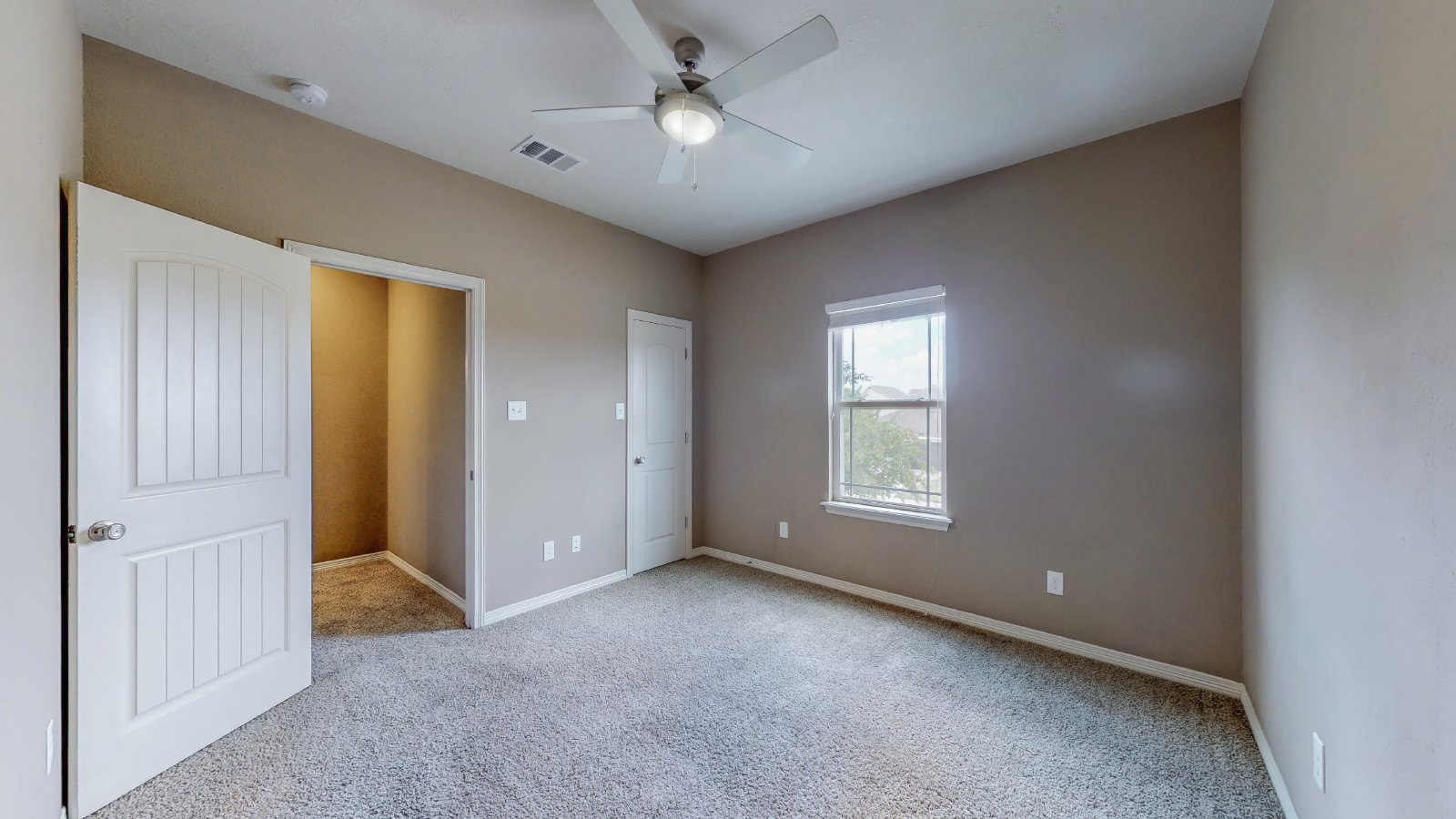 2700 Horse Haven Lane property image