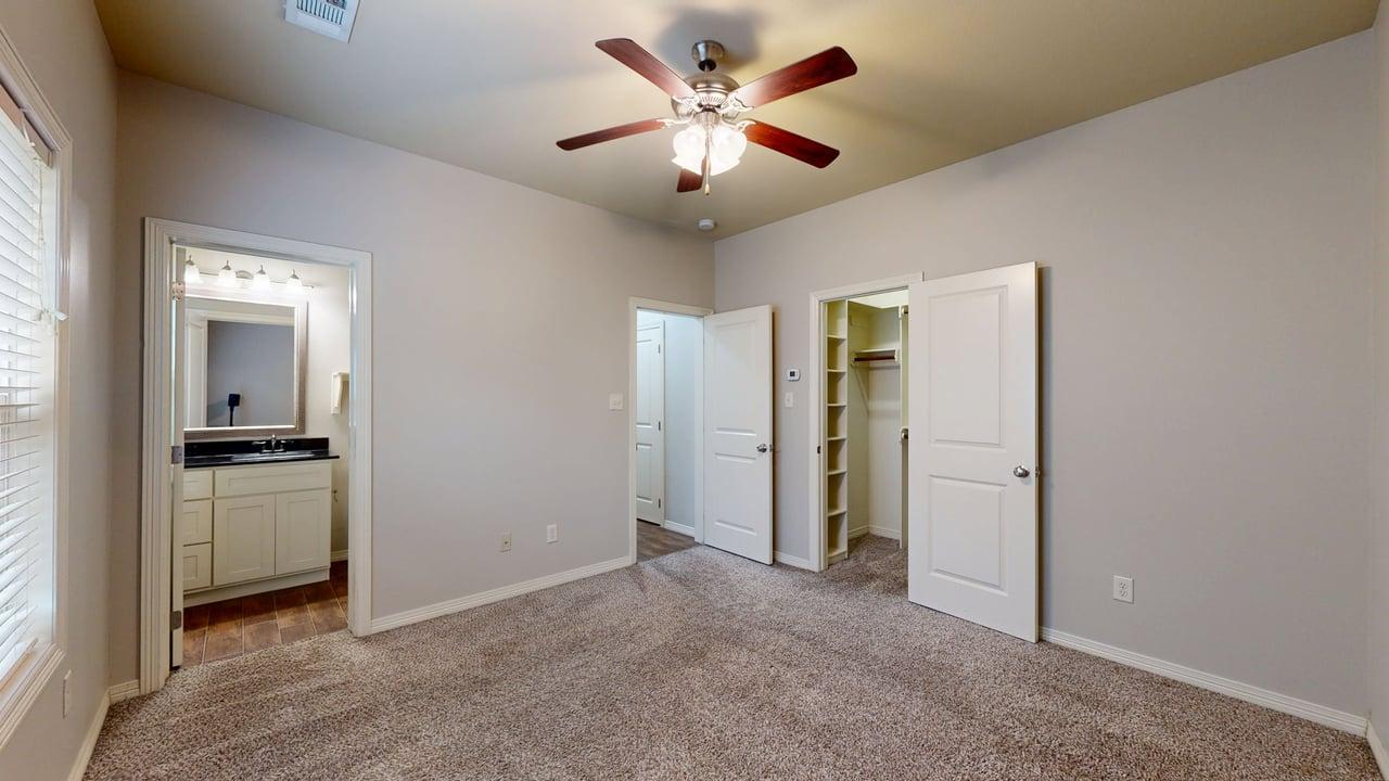 106 Richards property image