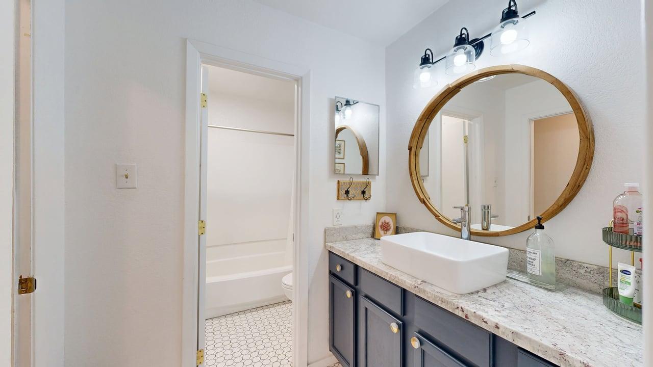 4345 Carter Creek Pky 5 property image