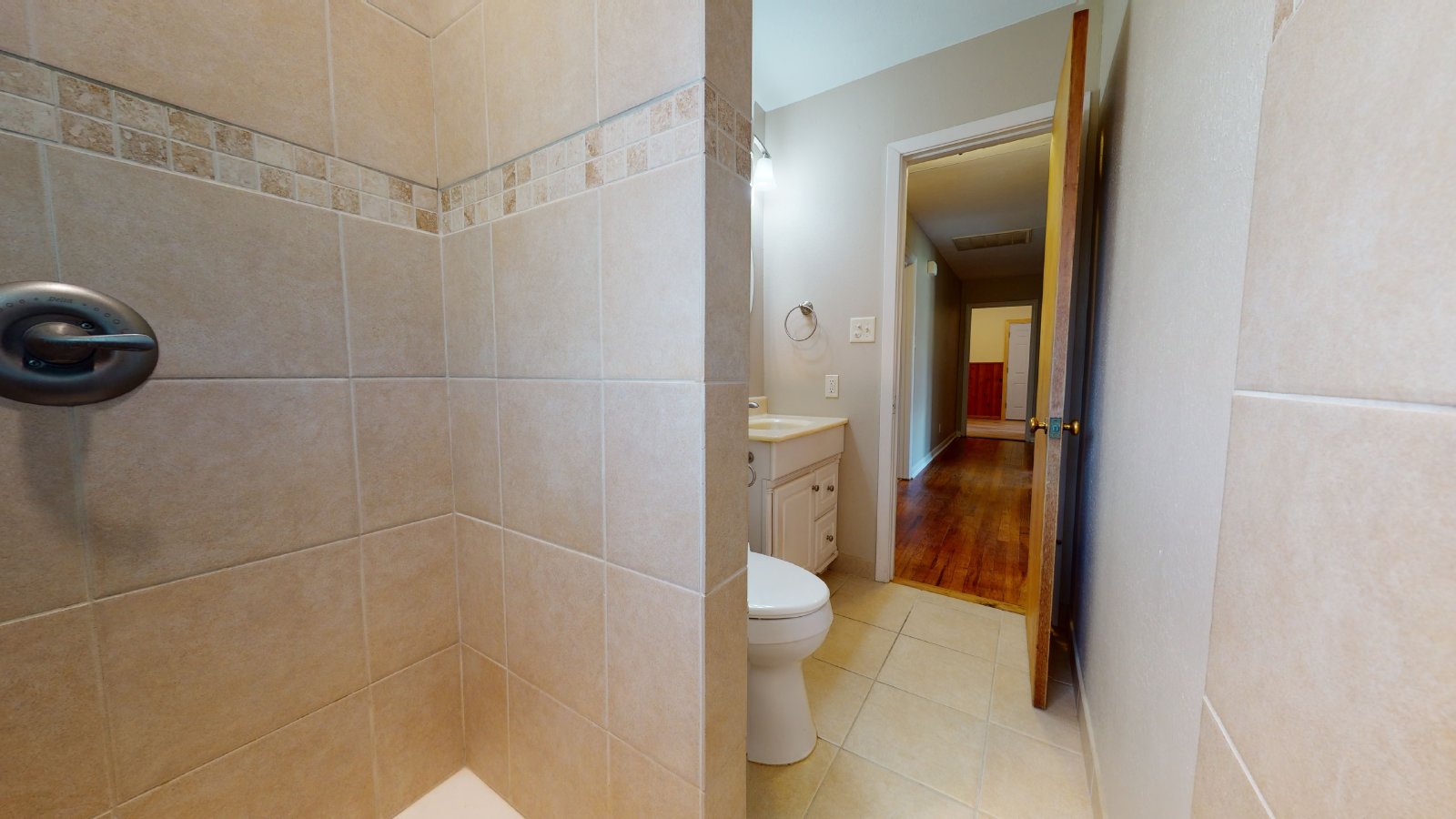 806 Gilchrist Ave. property image