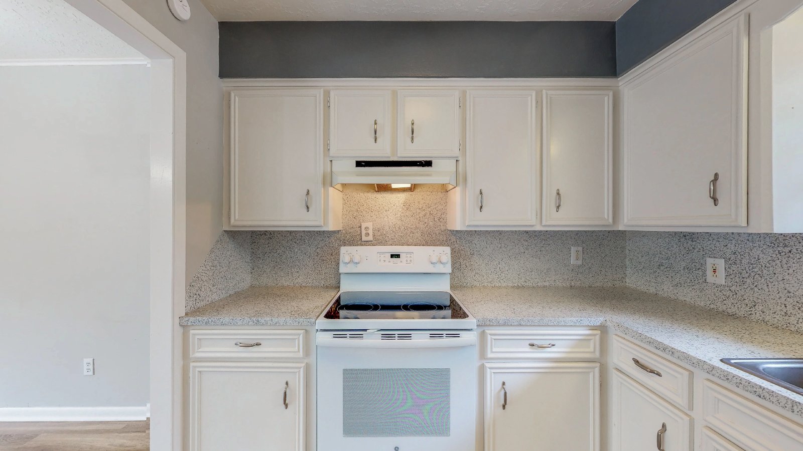 1000 Holleman Dr. property image