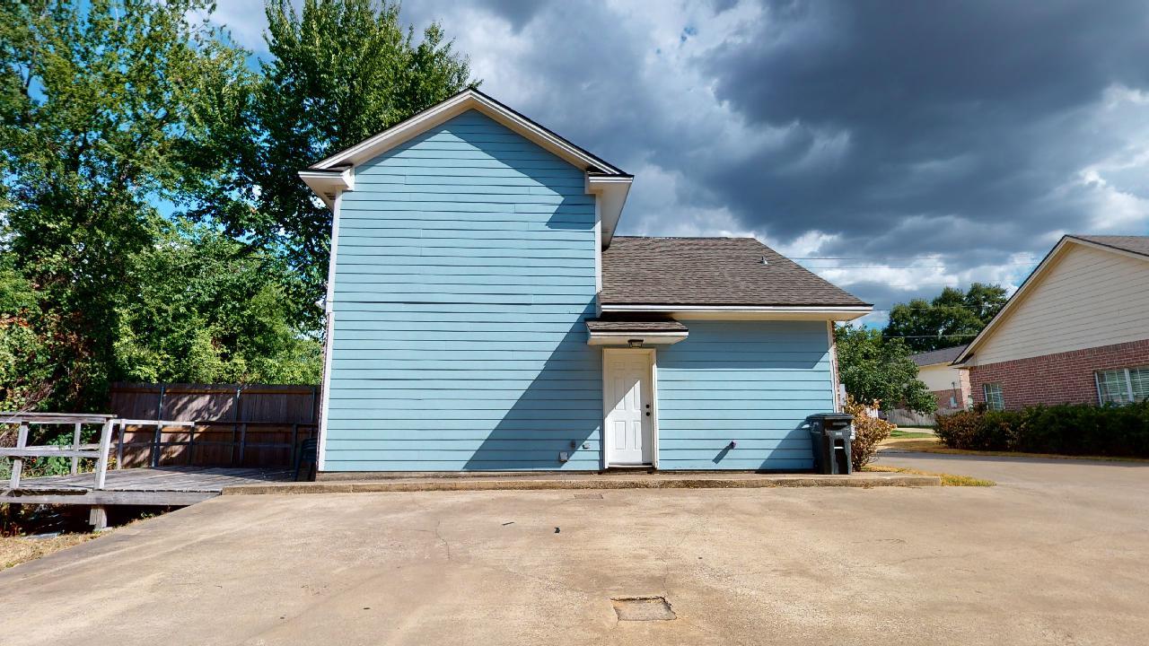 1623 Park Place property image