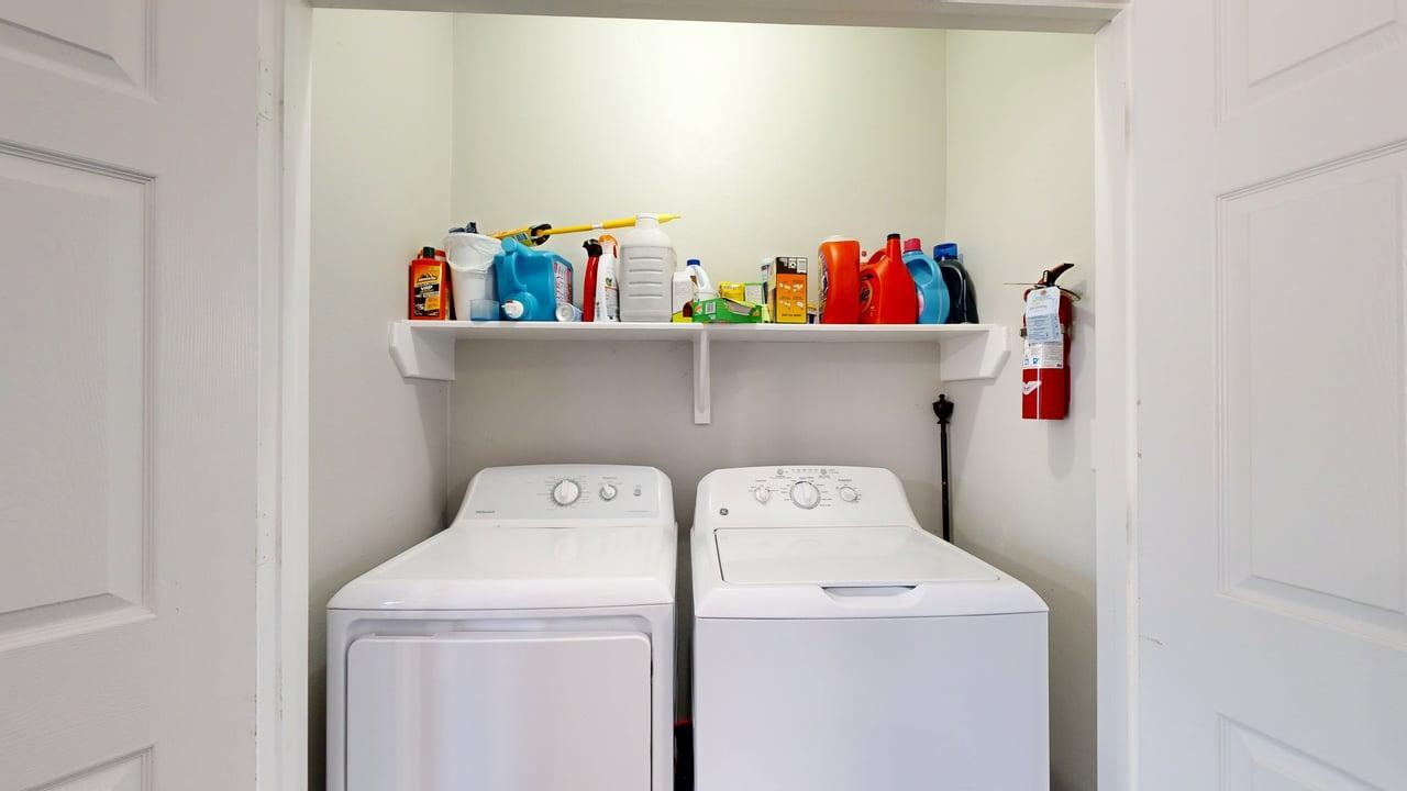 Unit D property image