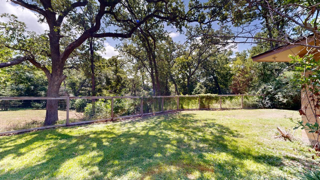 203 West Brookside Drive property image