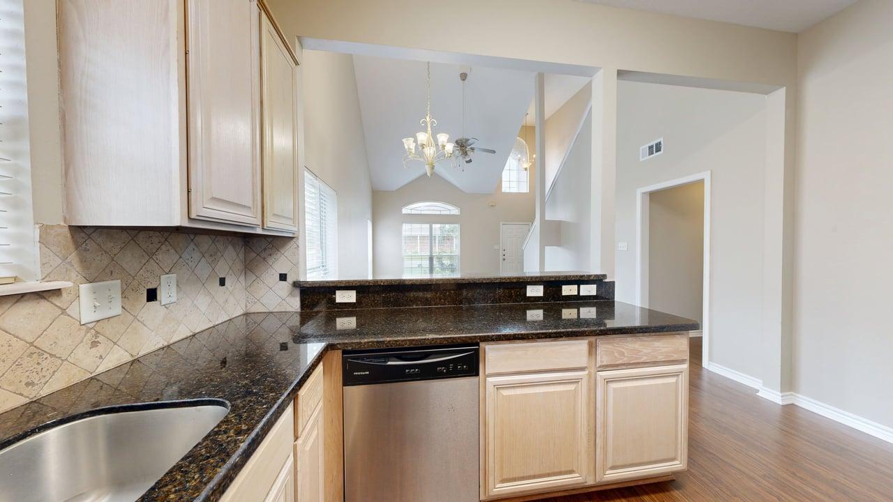 1621 Park Place property image