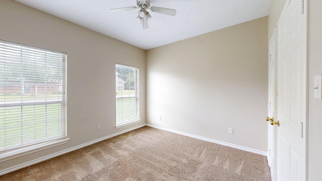 1621 Park Place property image