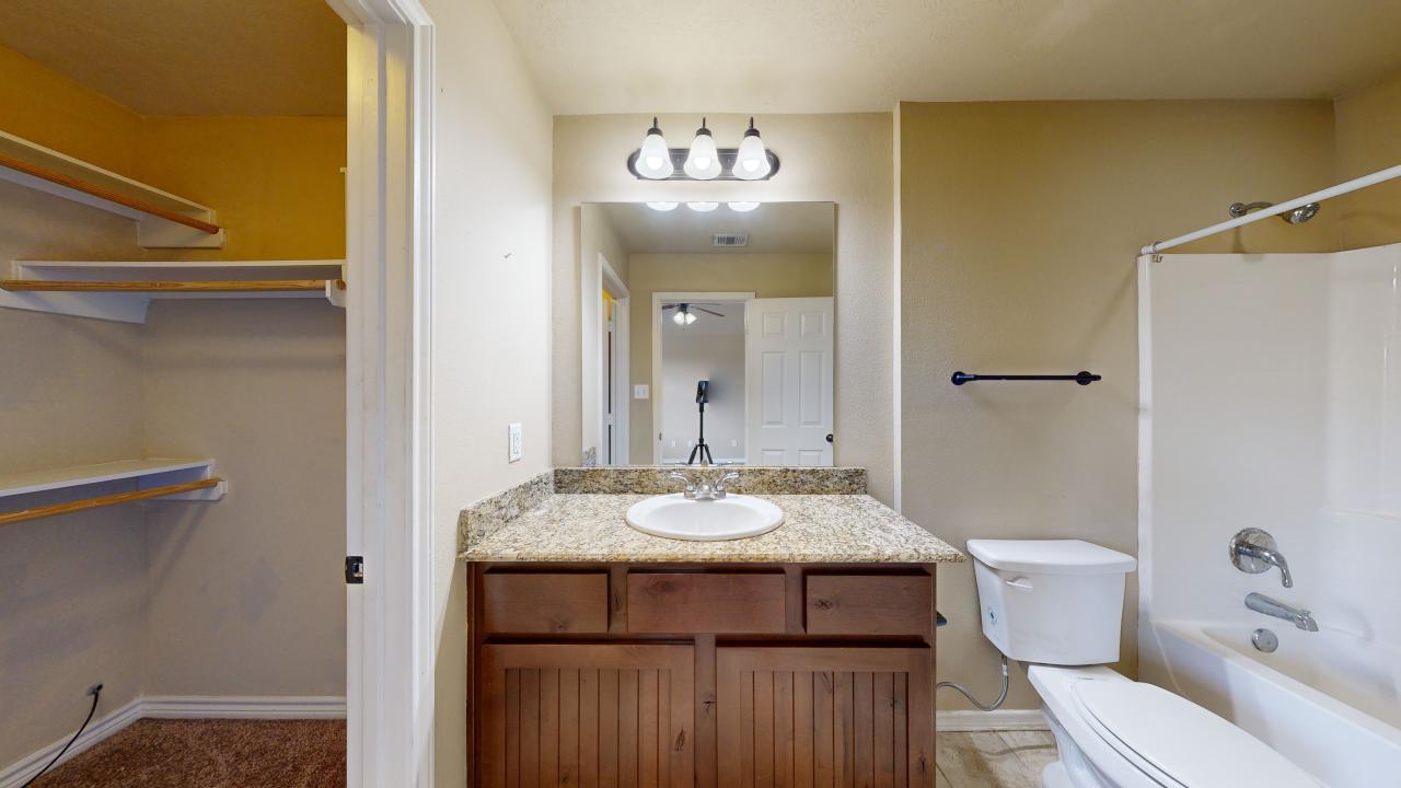 3403 Cullen property image