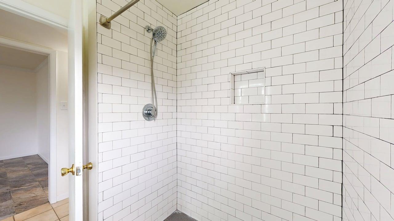 1601/1603 2 property image