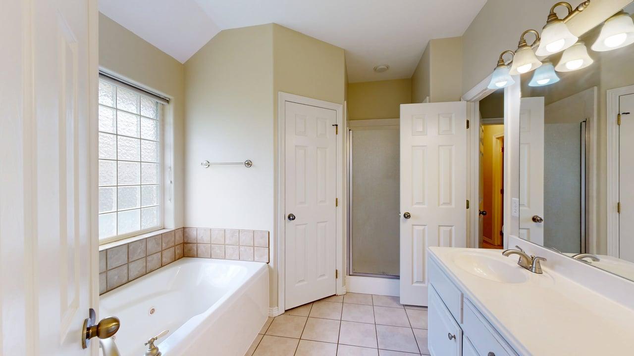 2350 Kendal Green Circle property image