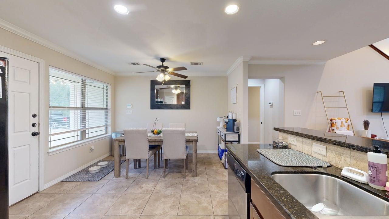 454 Chimney Hill property image