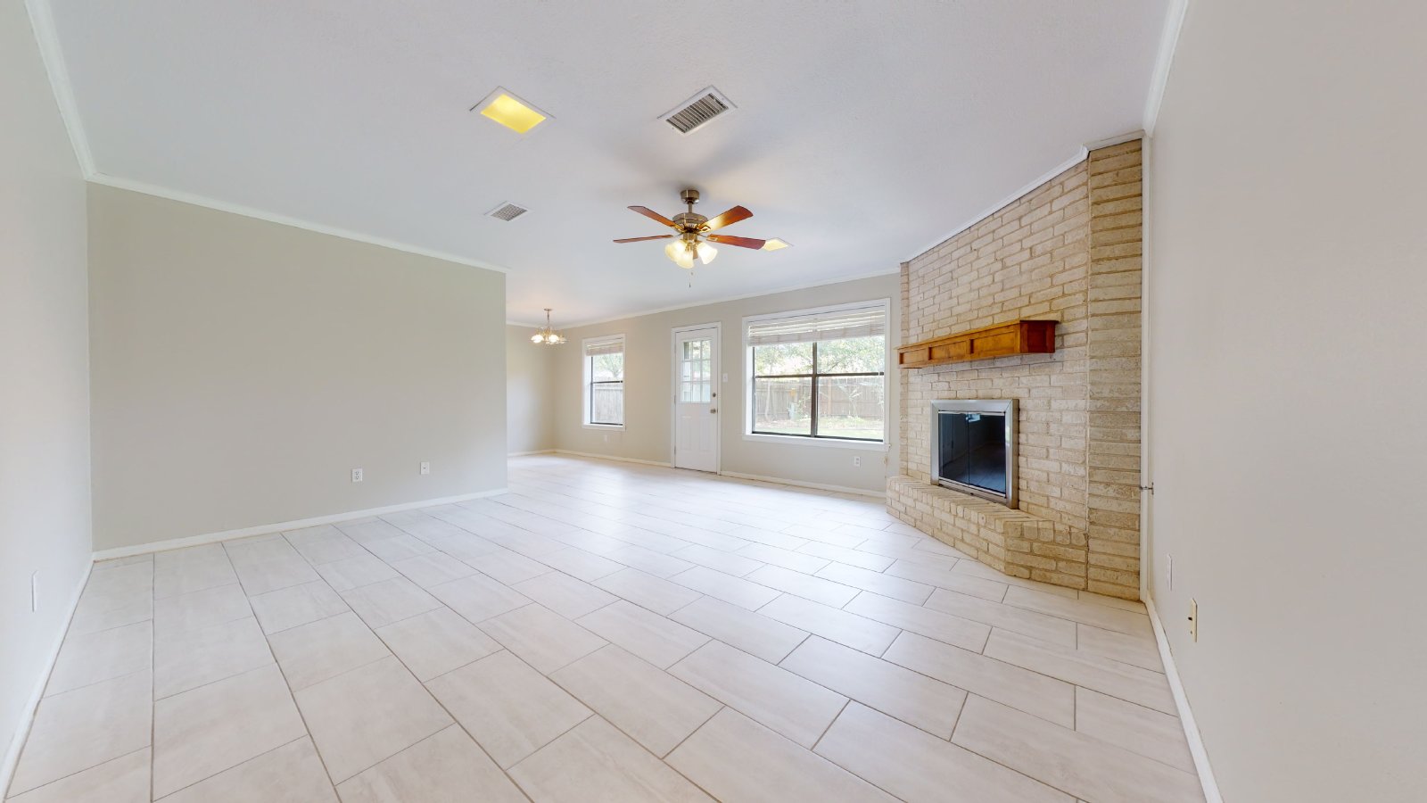 1003 Val Verde property image