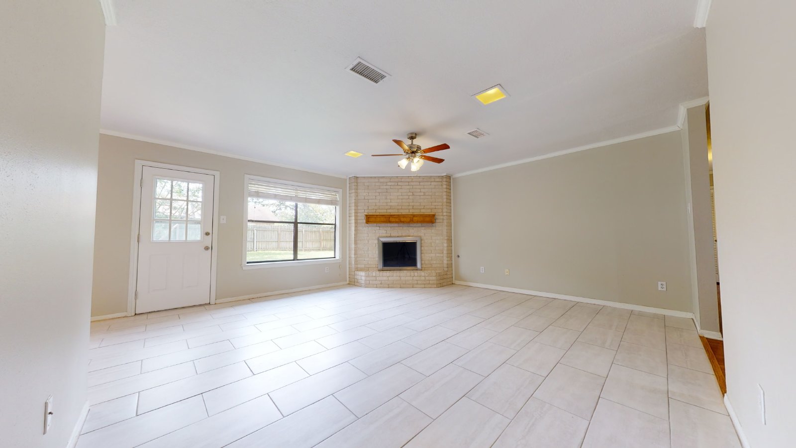 1003 Val Verde property image