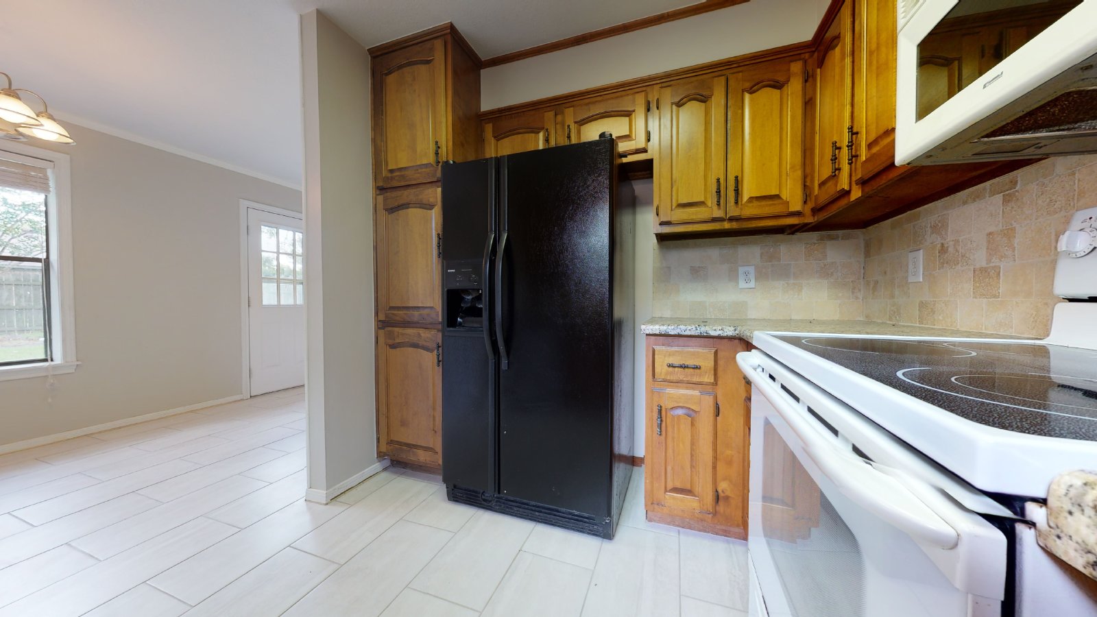 1003 Val Verde property image