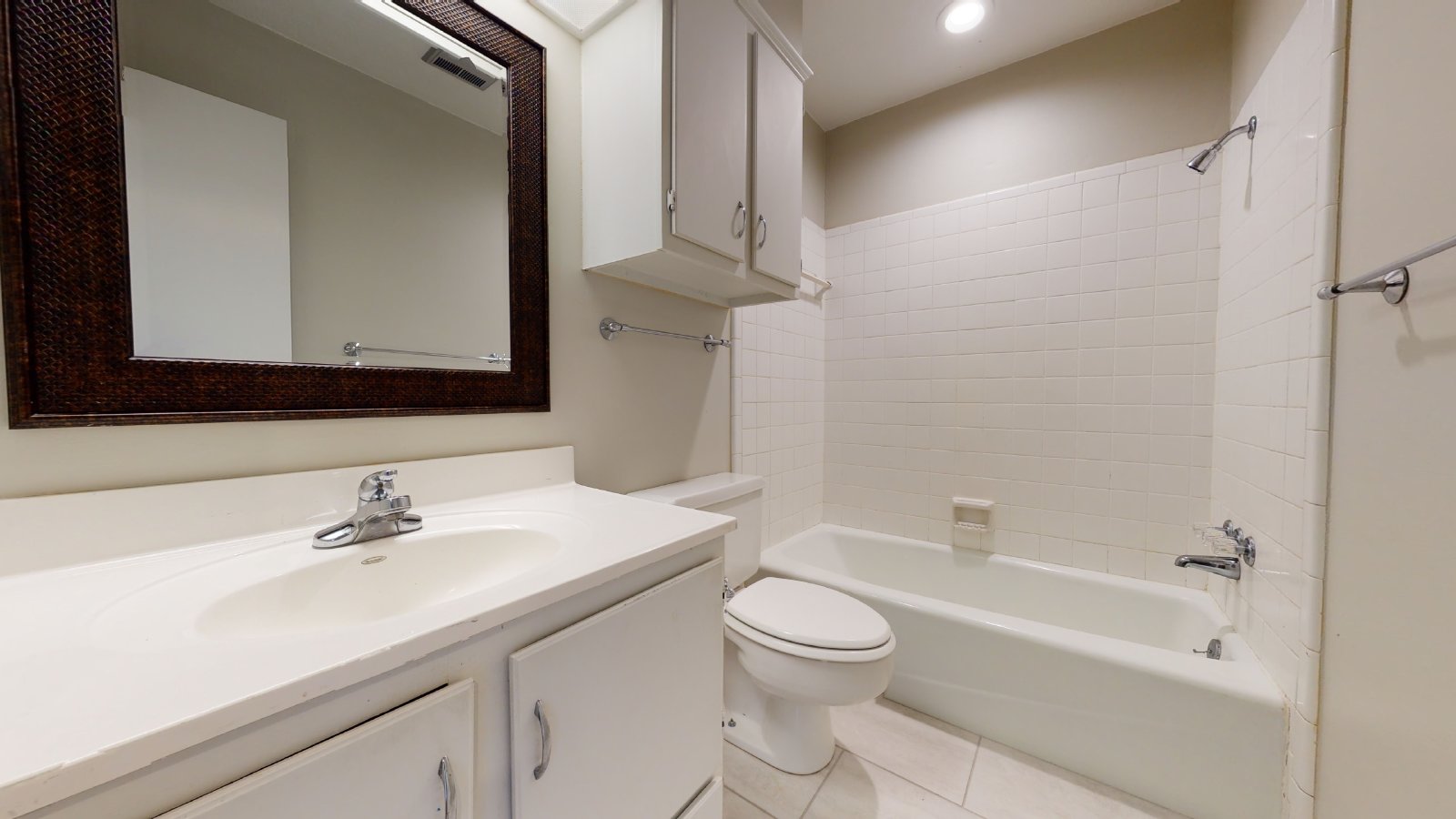 1003 Val Verde property image