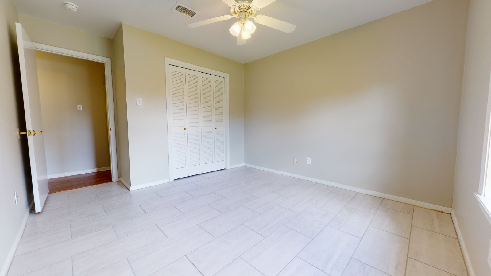 1003 Val Verde property image