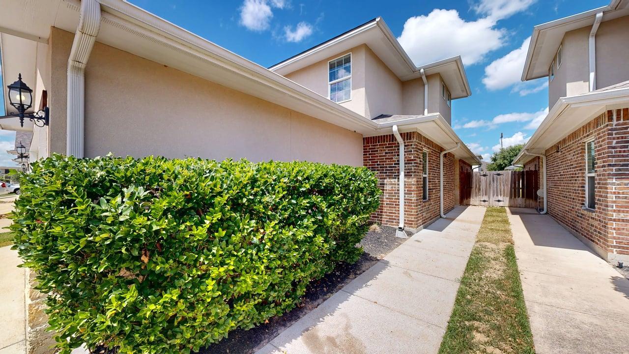 1758 Heath Drive property image